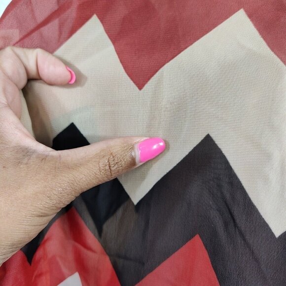 Takara Red Tan Black Shirt Blouse Women Size M Roll Tab Sleeve Chevron Print - Picture 10 of 10